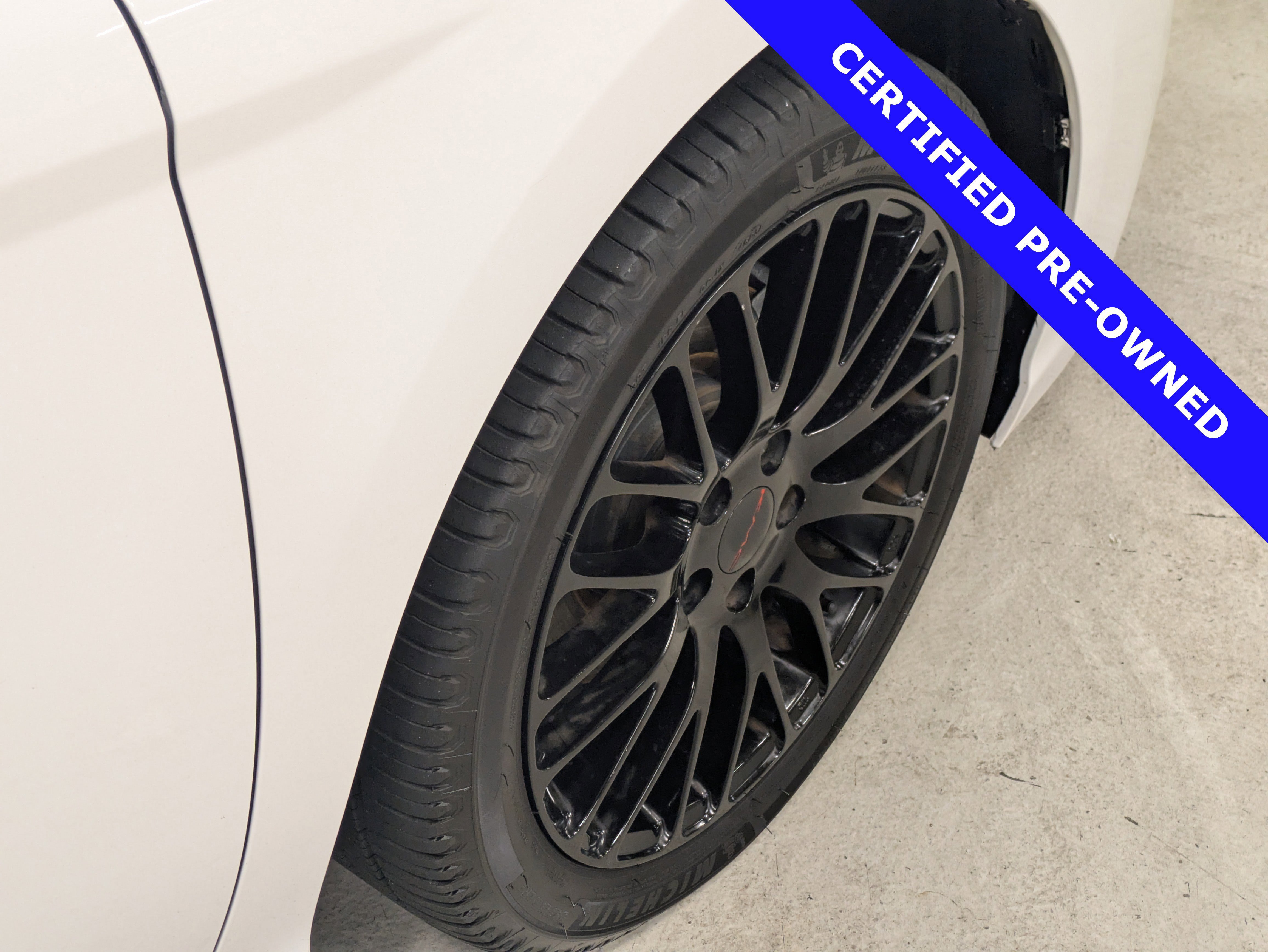 Used 2020 Toyota Camry SE image 12