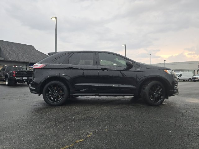 Certified 2024 Ford Edge ST-Line AWD/4WD image 14