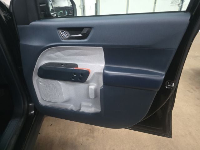 Certified 2023 Ford Maverick XLT FWD image 4