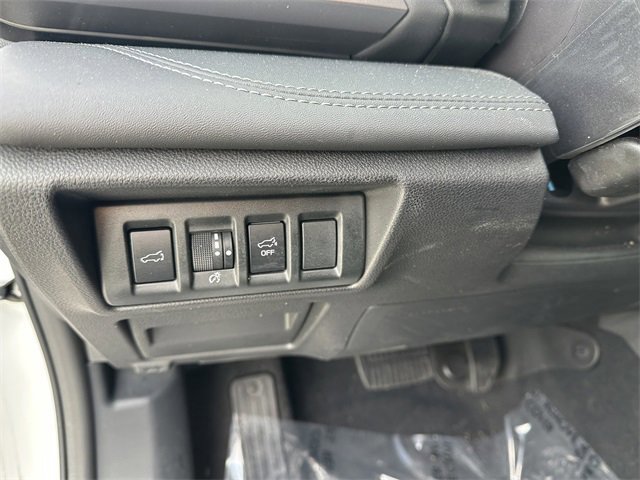 Used 2023 Subaru Outback Limited image 30