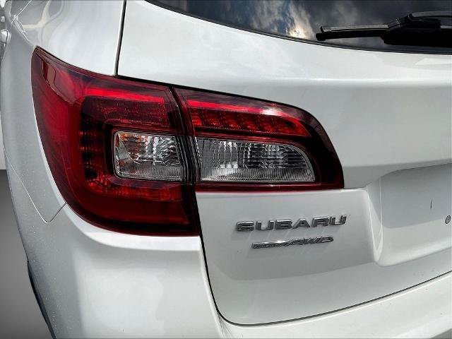 Used 2019 Subaru Outback 2.5i Limited AWD/4WD image 23