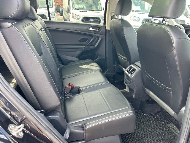 Used 2020 Volkswagen Tiguan SE w/ Panoramic Sunroof Package AWD/4WD image 19
