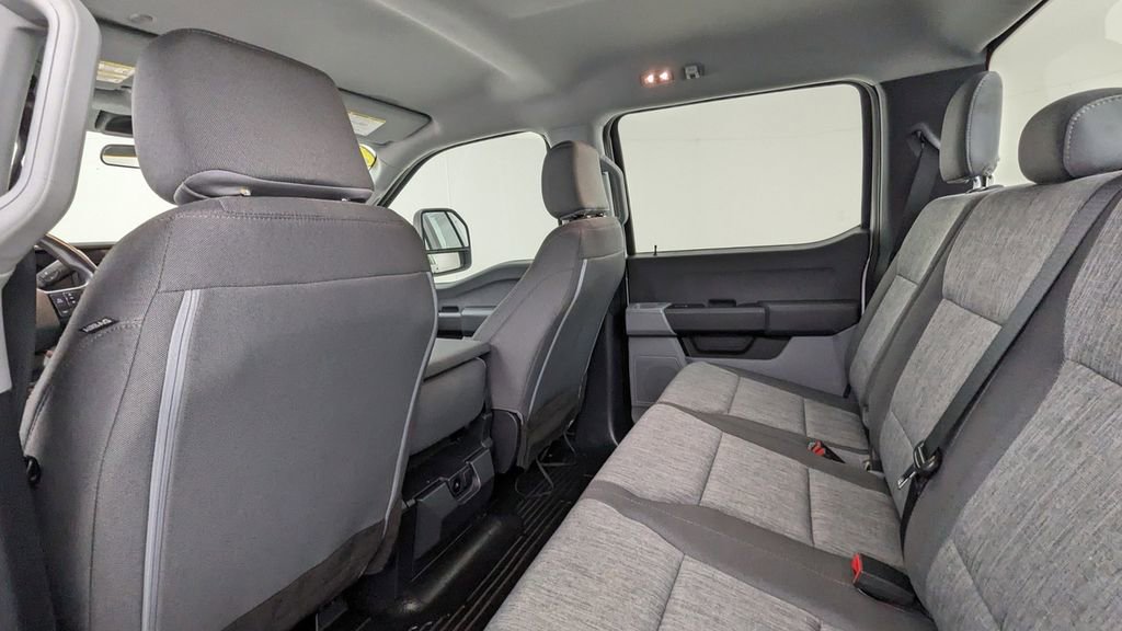 Certified 2023 Ford F250 XL w/ XL Chrome Package image 32