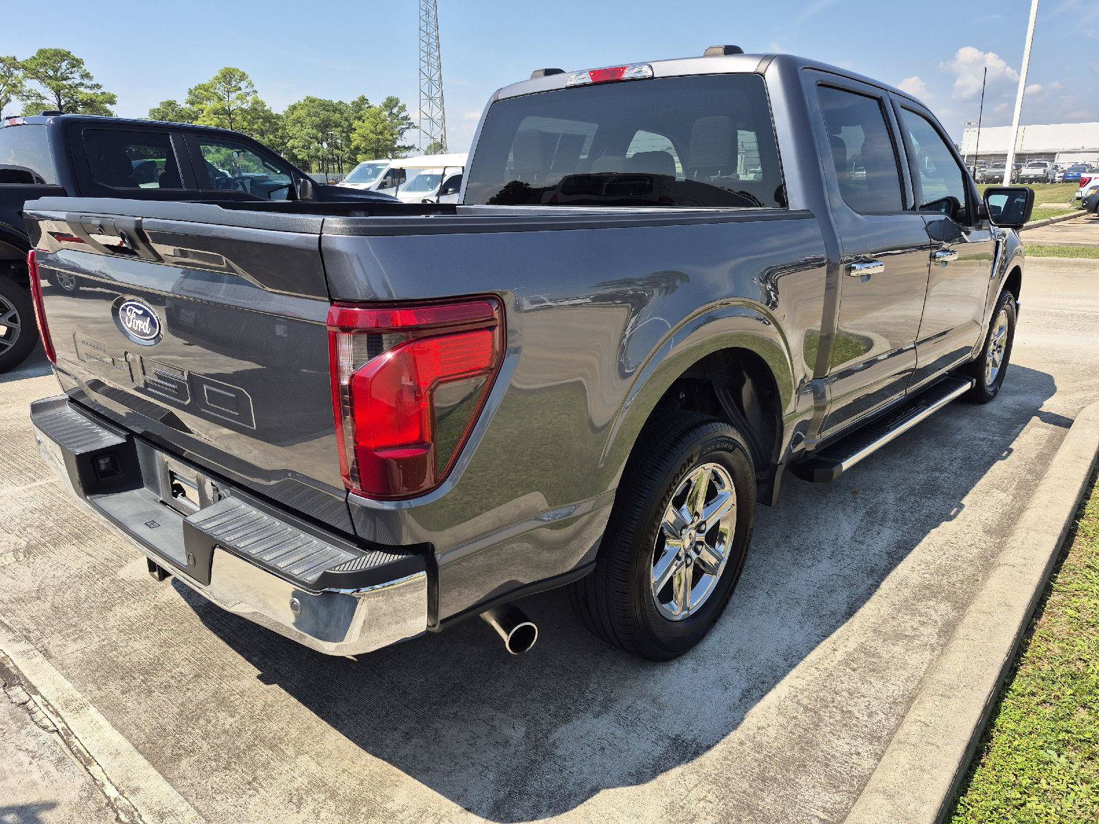 Certified 2024 Ford F150 XLT w/ Mobile Office Package RWD image 11
