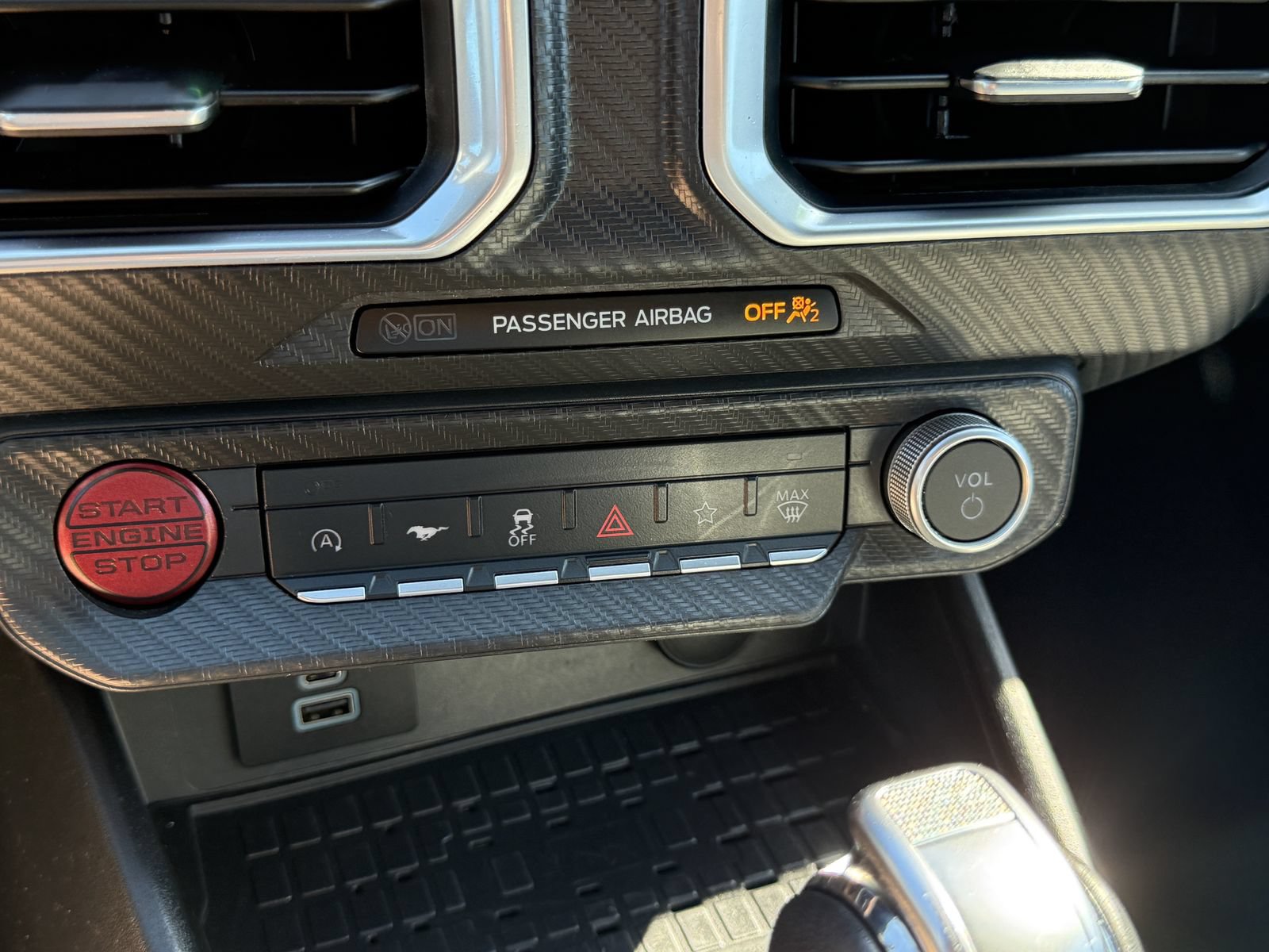 Certified 2024 Ford Mustang Premium RWD image 27