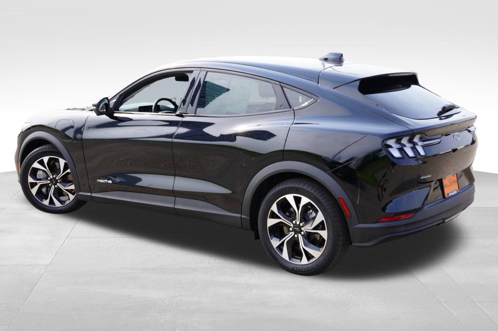 Certified 2025 Ford Mustang Mach-E Select w/ Comfort Package Lite AWD/4WD image 8