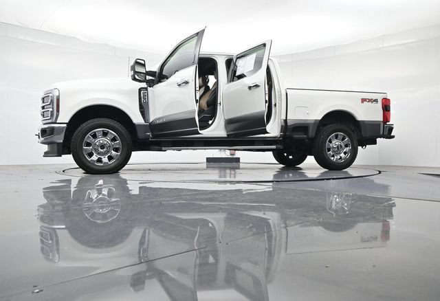 Certified 2024 Ford F250 Lariat w/ Chrome Package AWD/4WD image 54