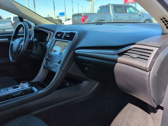 Certified 2020 Ford Fusion SE FWD image 18
