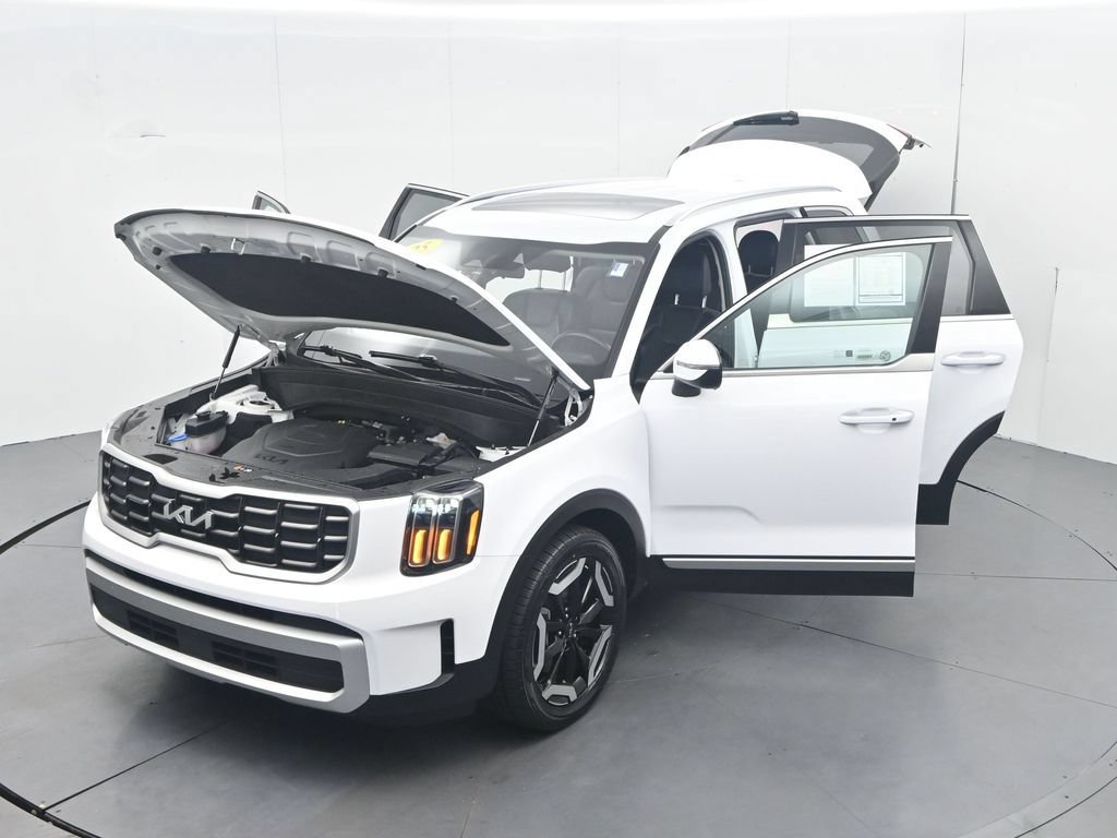 Used 2025 Kia Telluride S FWD image 49