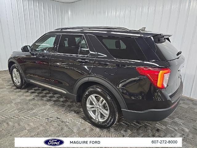 Certified 2022 Ford Explorer XLT w/ Equipment Group 202A image 6