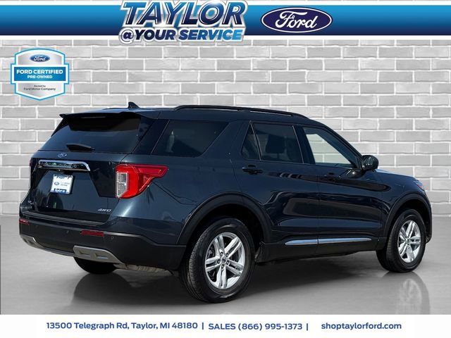 Certified 2024 Ford Explorer XLT w/ Equipment Group 202A image 3