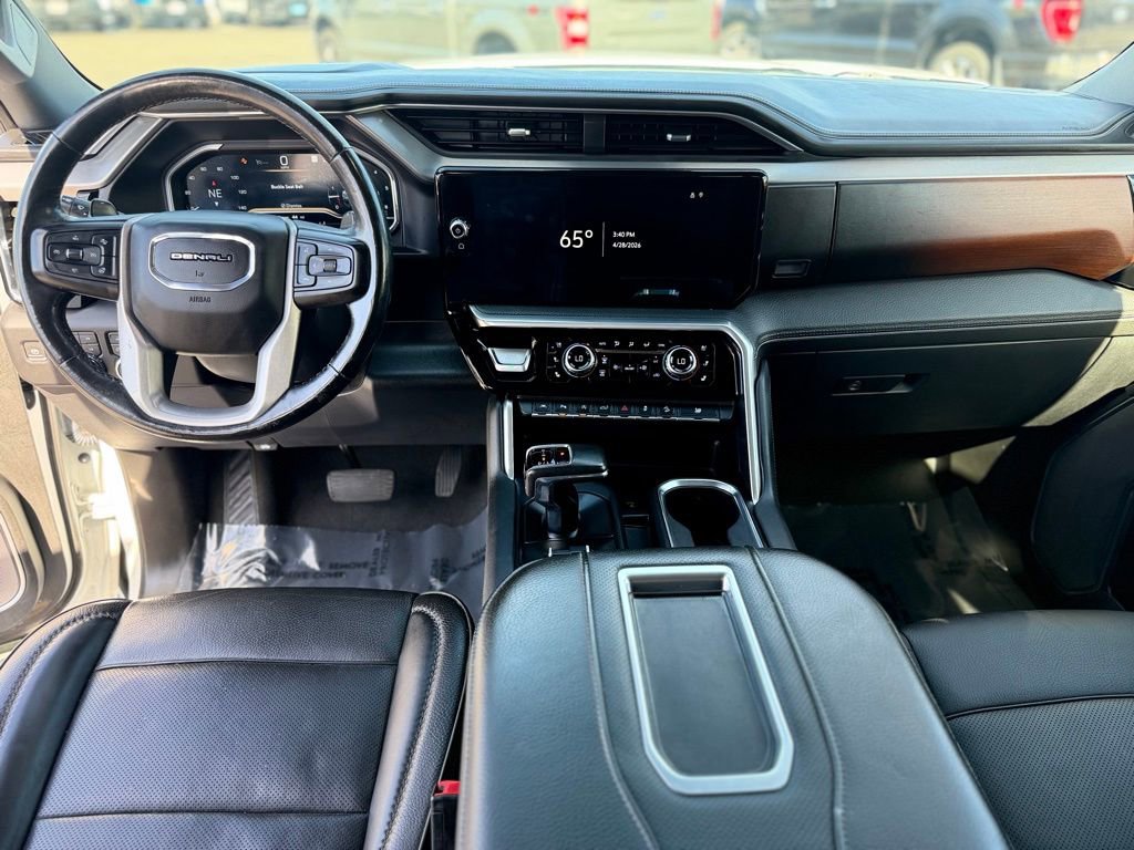 Used 2022 GMC Sierra 1500 Denali AWD/4WD image 13