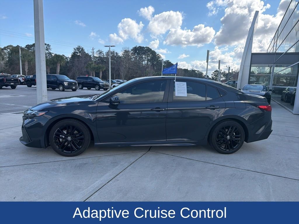 Used 2025 Toyota Camry SE w/ Multimedia Upgrade Package image 5