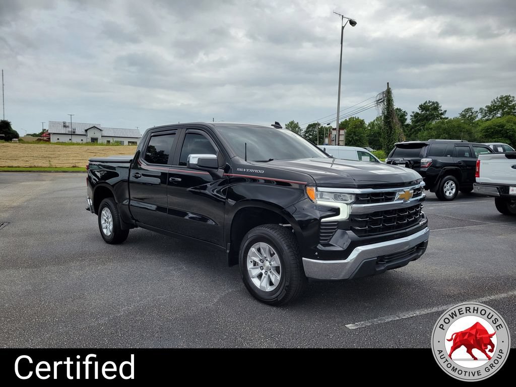 Used 2023 Chevrolet Silverado 1500 LT AWD/4WD image 9