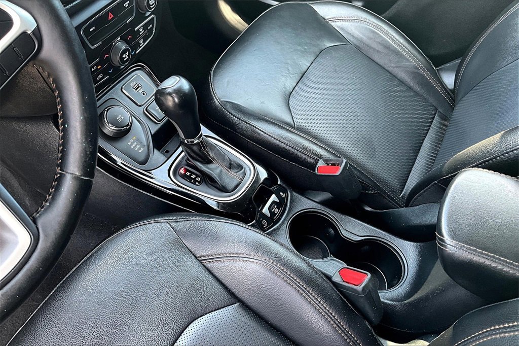 Used 2019 Jeep Compass Limited image 15