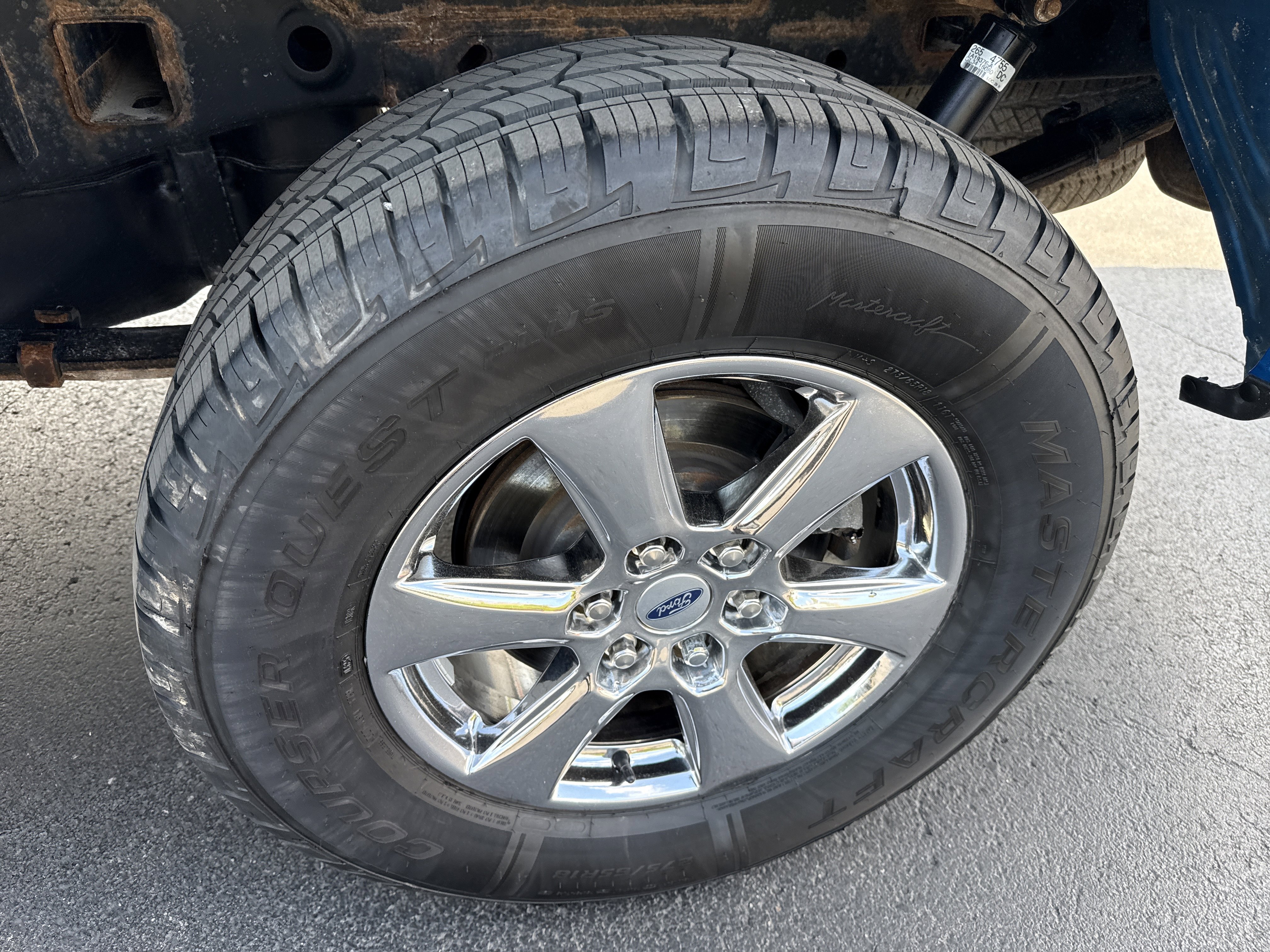 Certified 2019 Ford F150 XLT w/ Equipment Group 302A Luxury AWD/4WD image 4
