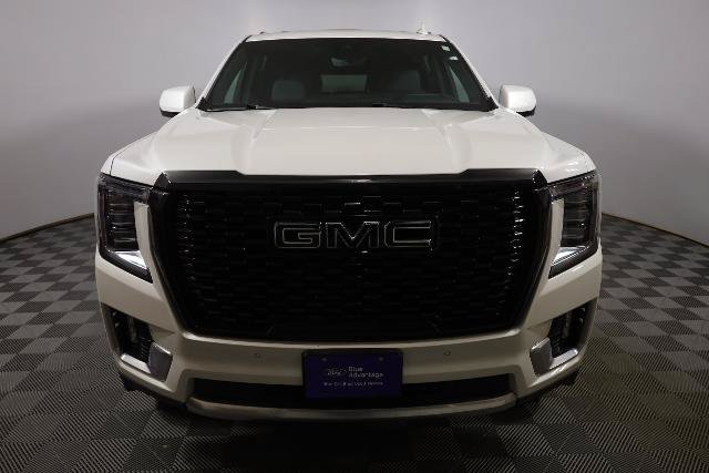 Used 2023 GMC Yukon XL Denali w/ Denali Reserve Package AWD/4WD image 4