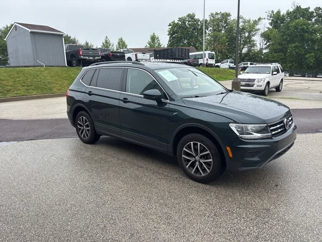 Used 2019 Volkswagen Tiguan SE w/ Panoramic Sunroof Package AWD/4WD image 17