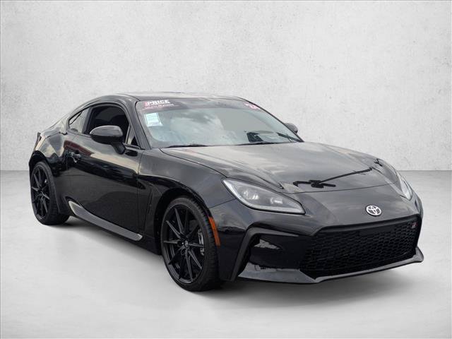 Used 2024 Toyota GR86 Premium RWD image 3