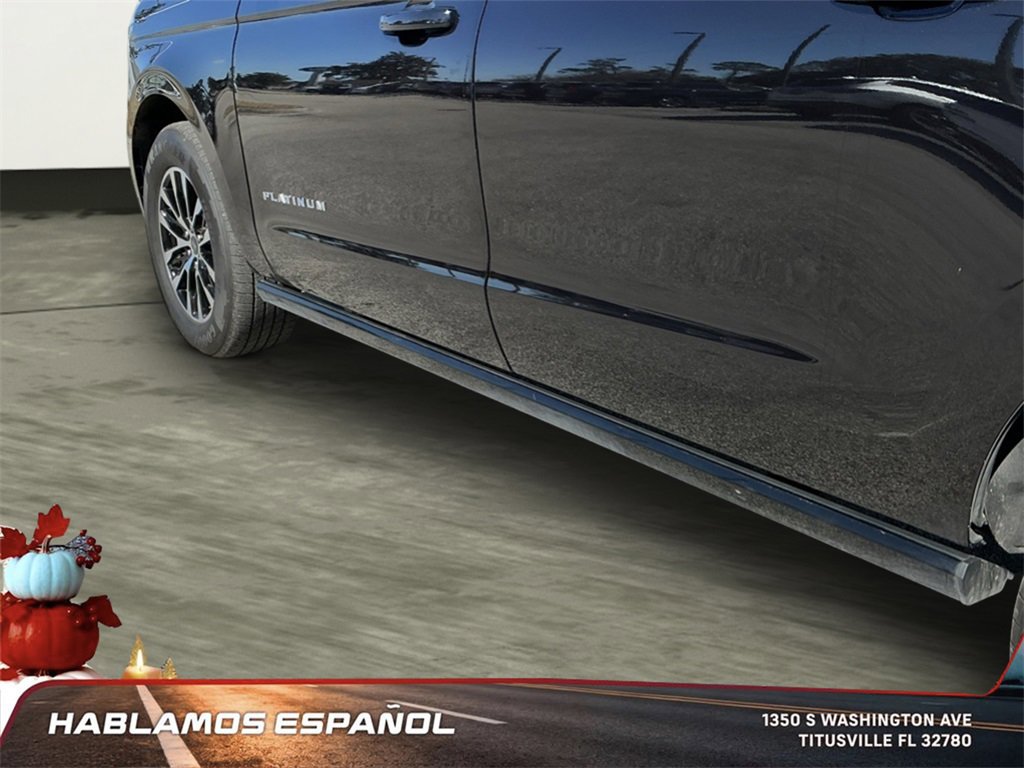 Certified 2025 Ford Expedition Max Platinum image 30