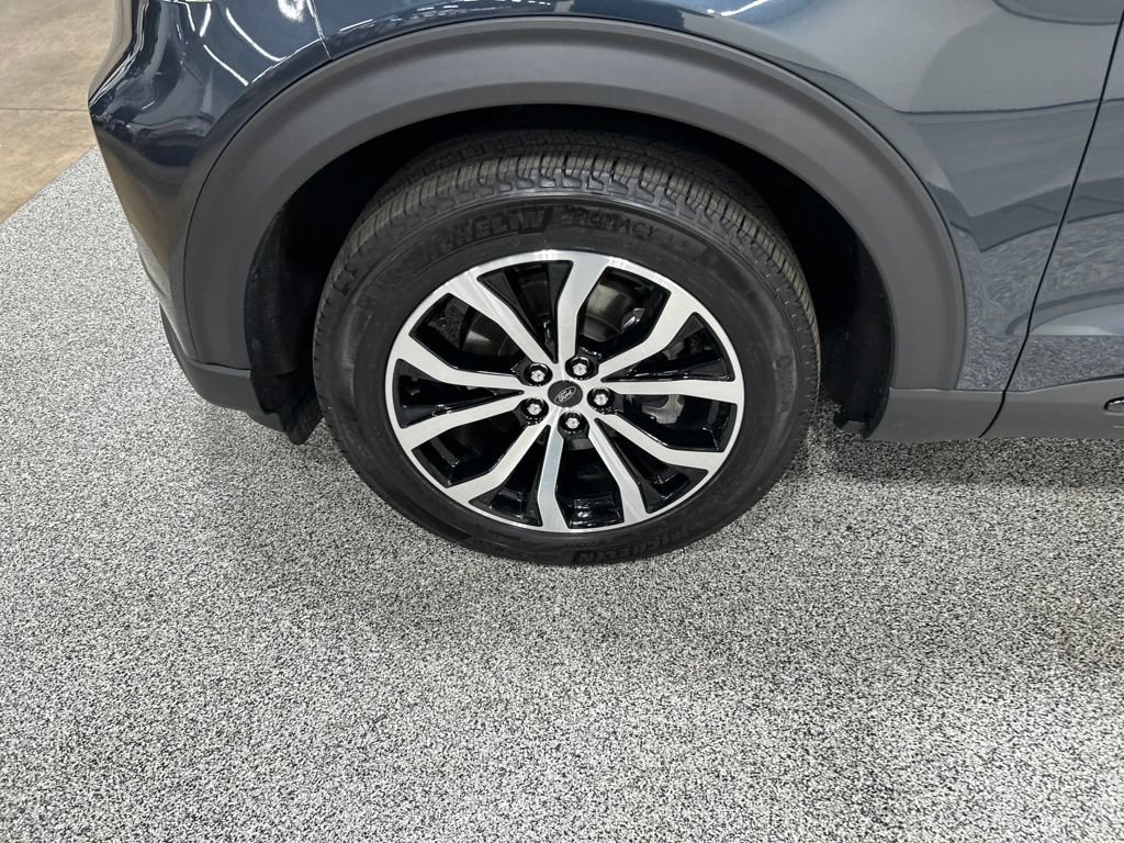 Certified 2023 Ford Explorer ST-Line w/ Class IV Trailer Tow Package AWD/4WD image 36