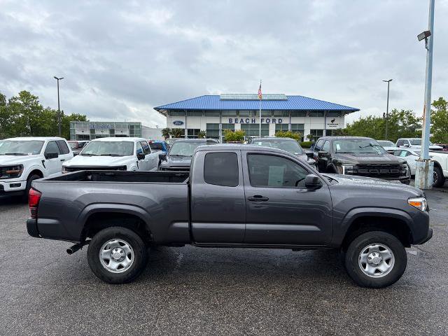 Used 2021 Toyota Tacoma SR AWD/4WD image 4
