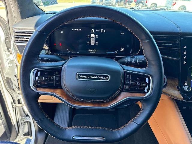 Used 2023 Jeep Grand Wagoneer L Series III w/ Rear Seat Video Group 1 image 22