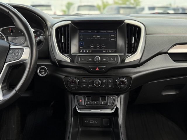 Used 2020 GMC Terrain SLE w/ Driver Convenience Package FWD image 21