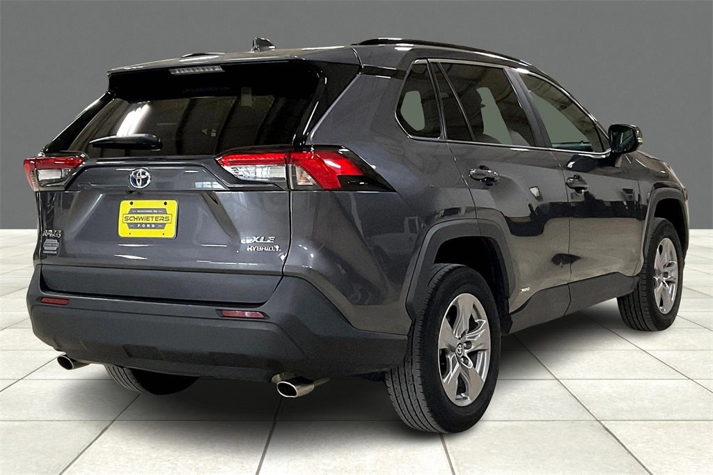 Used 2024 Toyota RAV4 XLE image 4