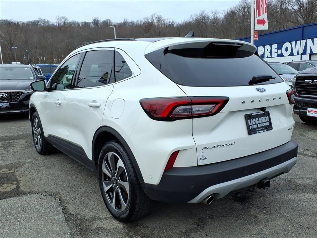 Certified 2023 Ford Escape Platinum w/ Premium Technology Package image 5