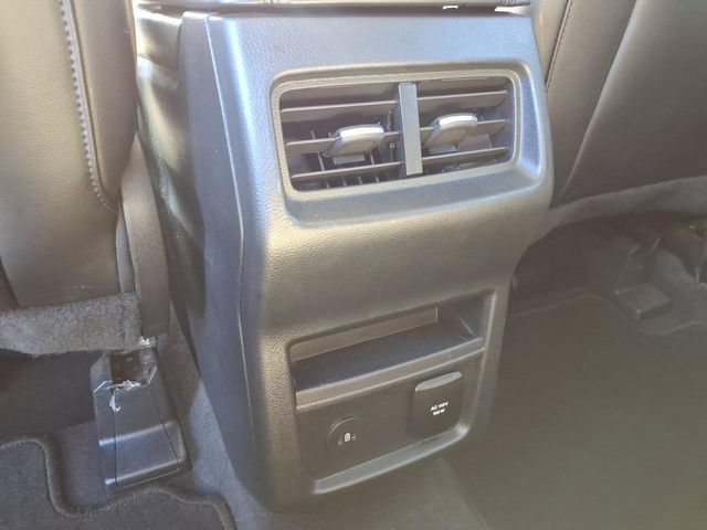 Certified 2023 Ford Edge SEL w/ Convenience Package AWD/4WD image 12