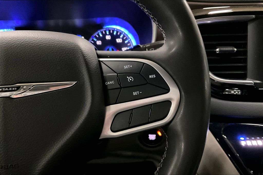 Used 2024 Chrysler Voyager LX image 18