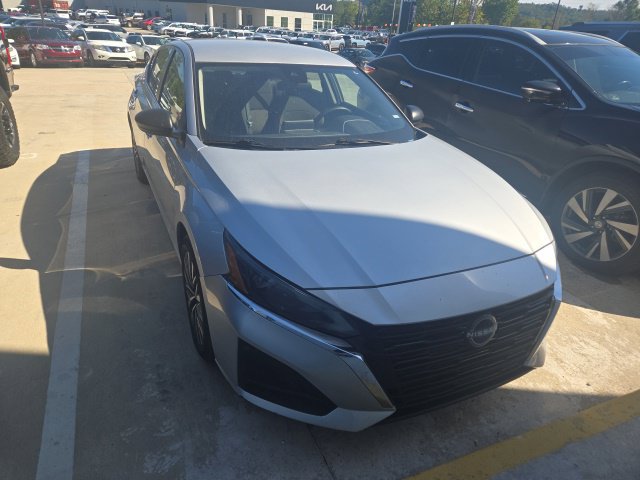 Used 2024 Nissan Altima 2.5 SV FWD image 20