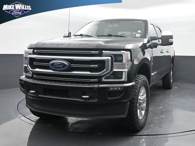 Certified 2022 Ford F250 Platinum w/ FX4 Off-Road Package AWD/4WD image 3