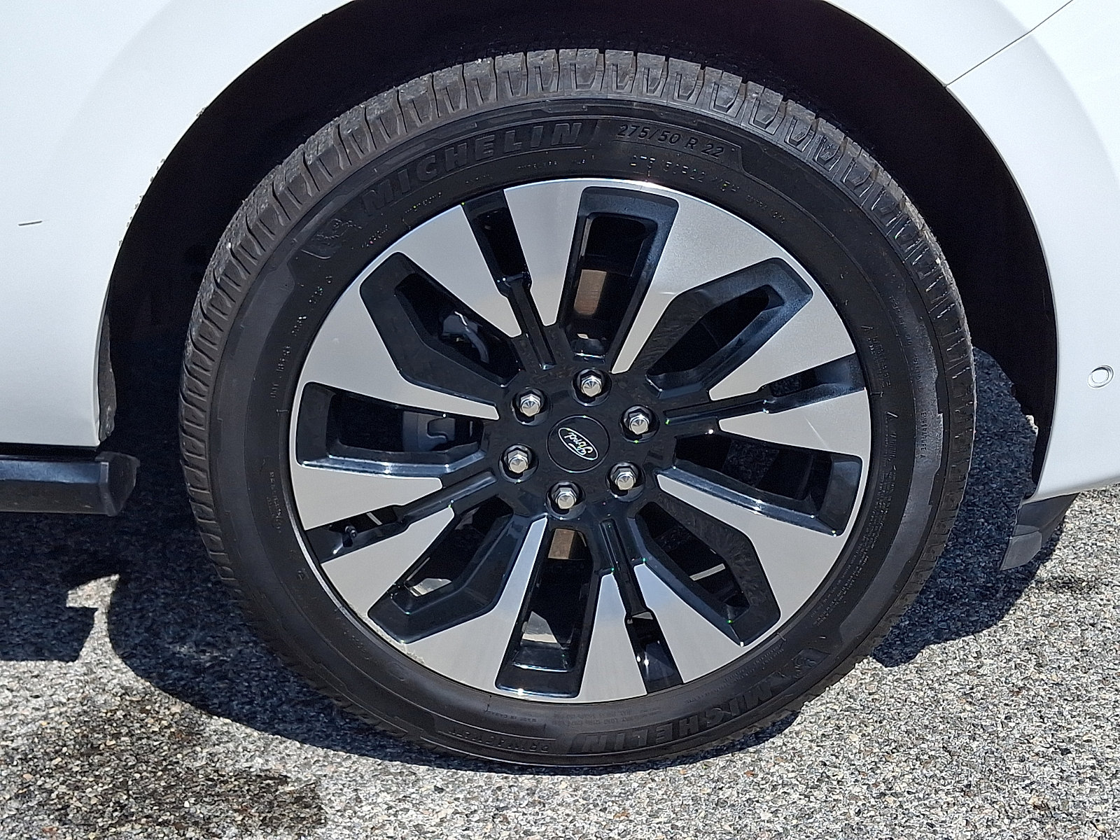 Certified 2025 Ford Expedition Max Platinum w/ Driver's Package AWD/4WD image 11