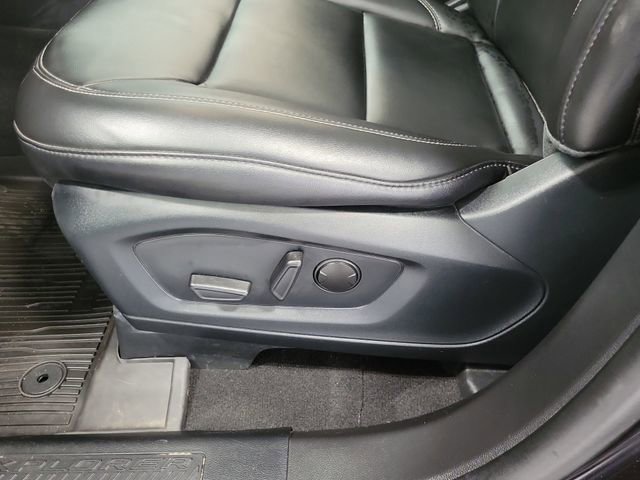 Certified 2023 Ford Explorer XLT w/ Equipment Group 202A AWD/4WD image 9