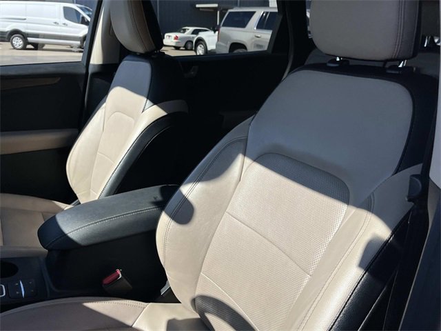 Certified 2020 Ford Escape Titanium image 30