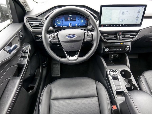 Certified 2025 Ford Escape Platinum AWD/4WD image 16