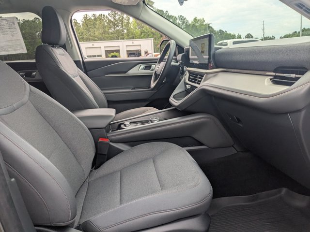 Certified 2025 Ford Explorer Active AWD/4WD image 35