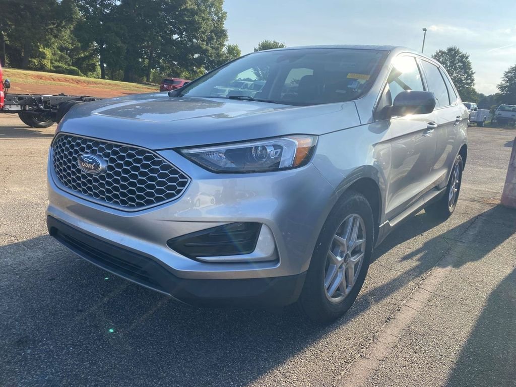 Certified 2024 Ford Edge SEL AWD/4WD image 3