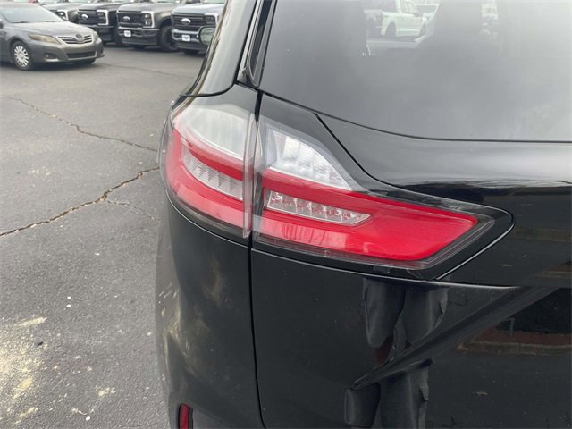 Certified 2022 Ford Edge Titanium image 32