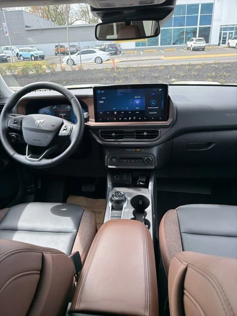 Certified 2025 Ford Bronco Sport Outer Banks w/ Outer Banks Tech Package+ AWD/4WD image 35