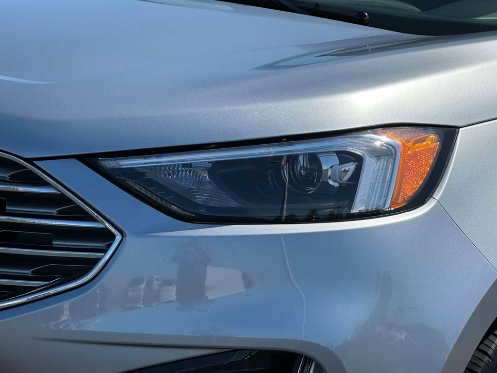Certified 2023 Ford Edge Titanium AWD/4WD image 7