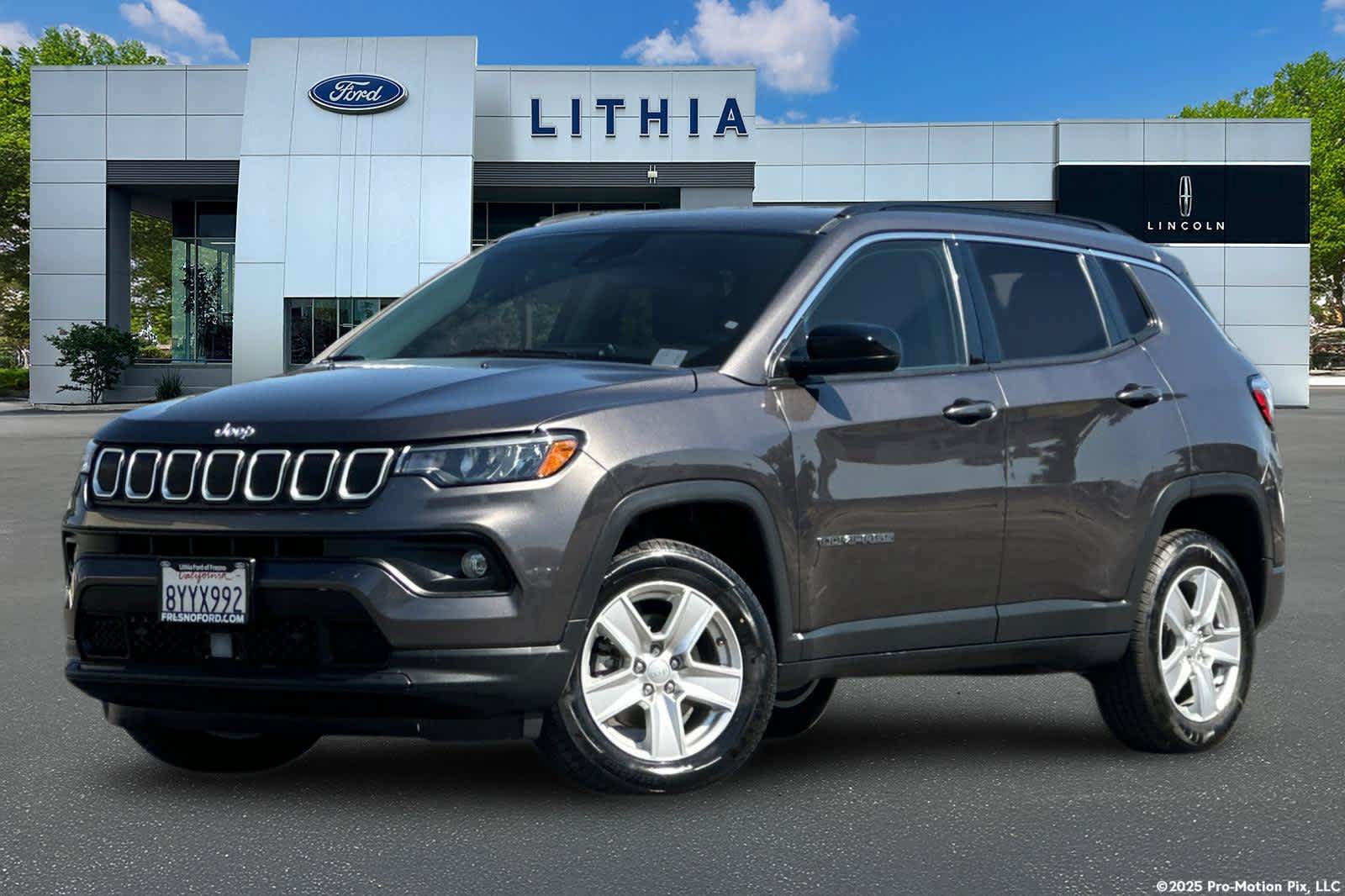 Used 2022 Jeep Compass Latitude w/ Convenience Group