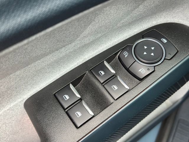 Certified 2023 Ford Maverick XLT image 30