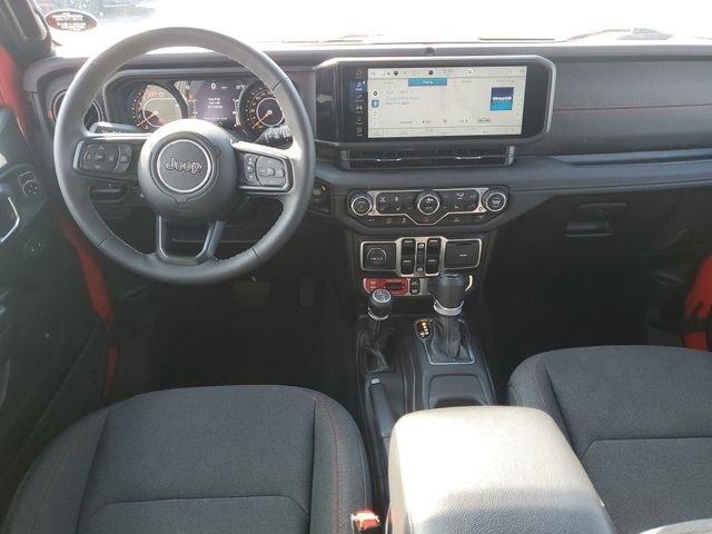 Used 2025 Jeep Wrangler Unlimited Rubicon w/ Convenience Group image 21
