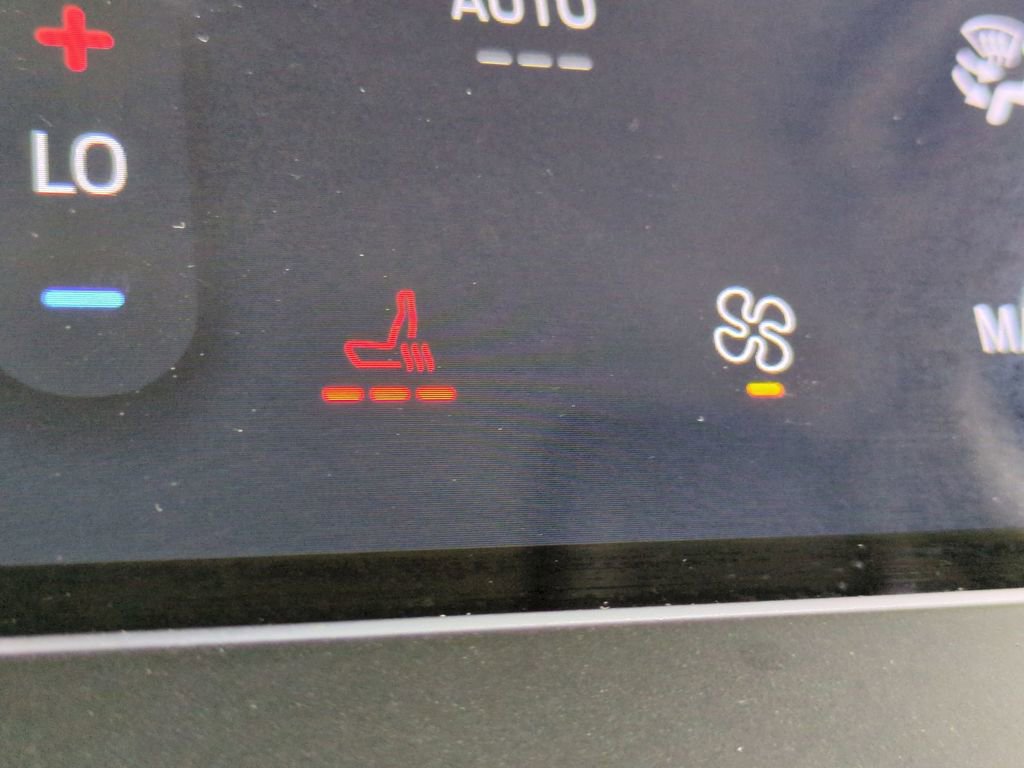 Certified 2024 Ford Edge SEL image 22