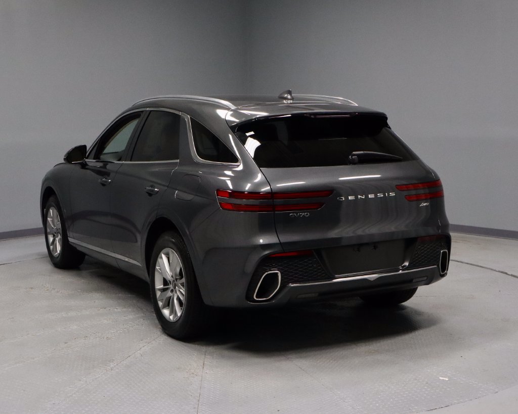 Used 2023 Genesis GV70 2.5T AWD/4WD image 5
