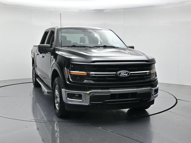 Certified 2024 Ford F150 XLT w/ Mobile Office Package AWD/4WD image 4