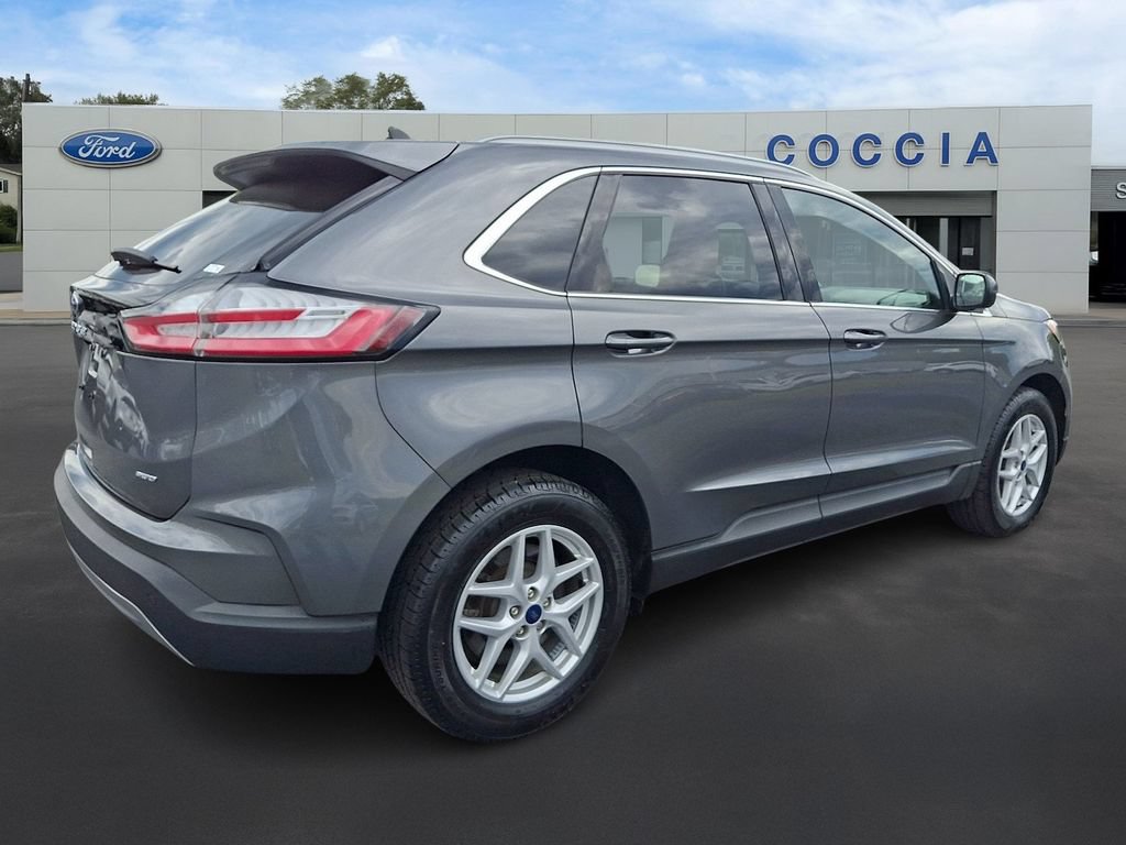 Certified 2022 Ford Edge SEL w/ Convenience Package AWD/4WD image 5